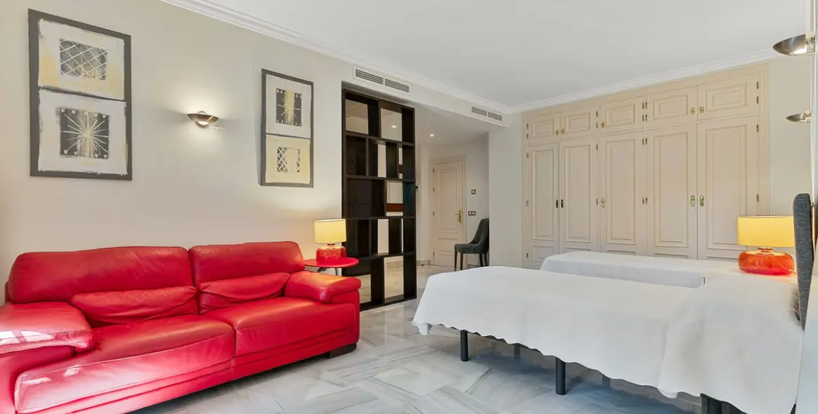 Долгосрочная аренда  отдельно стоящей виллы в Guadalmina Baja 16