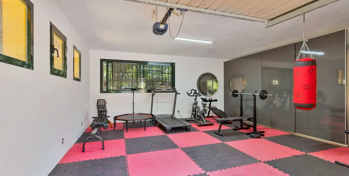 Долгосрочная аренда  отдельно стоящей виллы в Guadalmina Baja 30