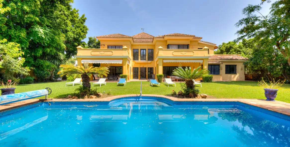 Долгосрочная аренда  отдельно стоящей виллы в Guadalmina Baja 22