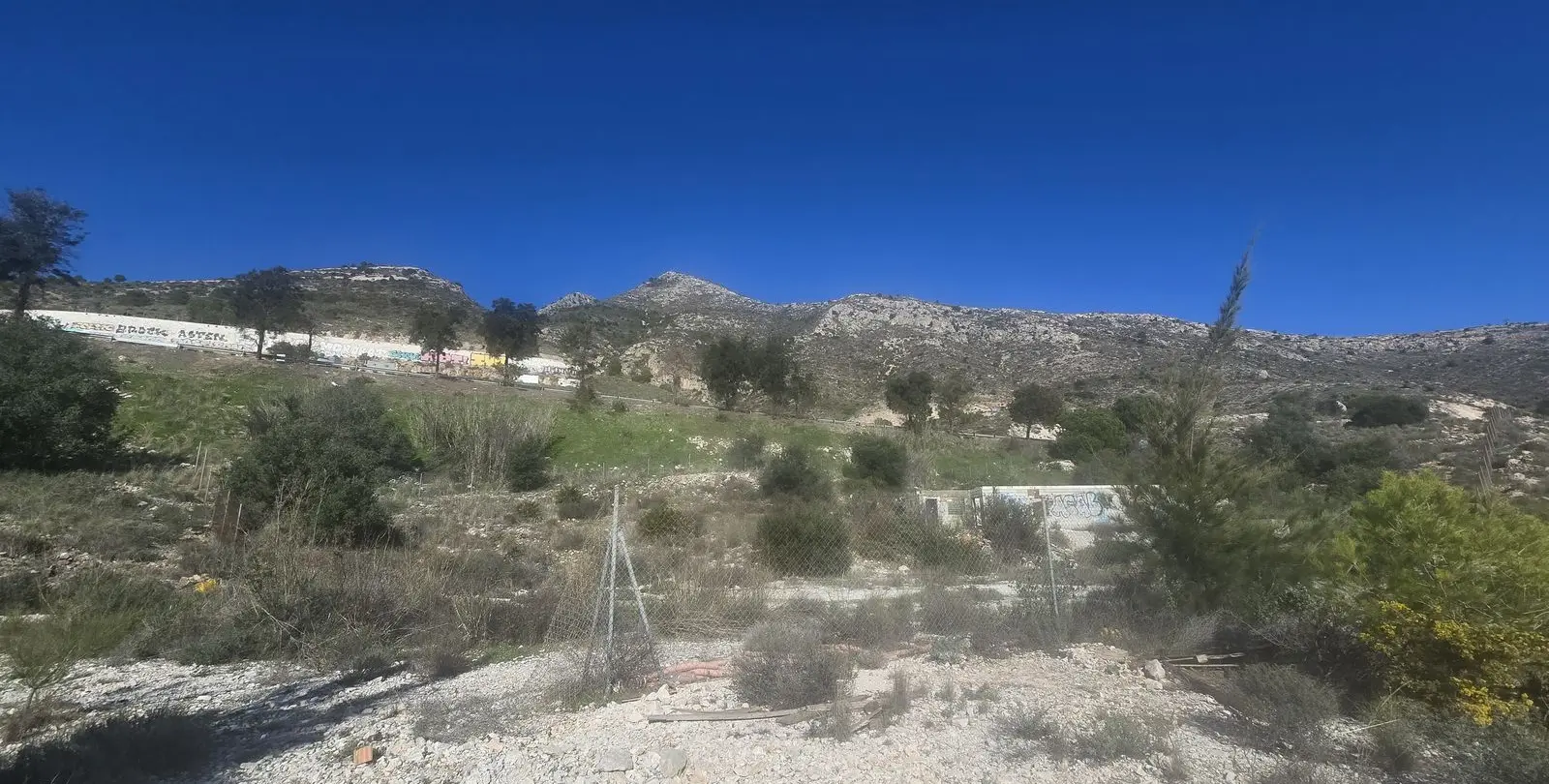 Продажа  жилого участка в Arroyo de la Miel 2