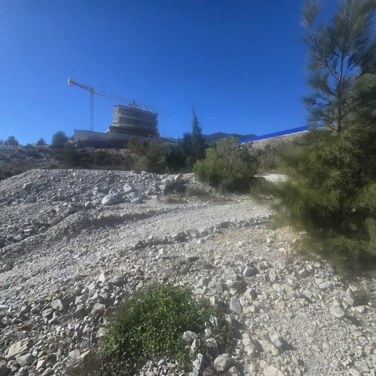 Продажа  жилого участка в Arroyo de la Miel