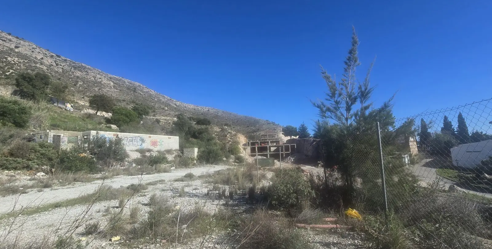 Продажа  жилого участка в Arroyo de la Miel 8