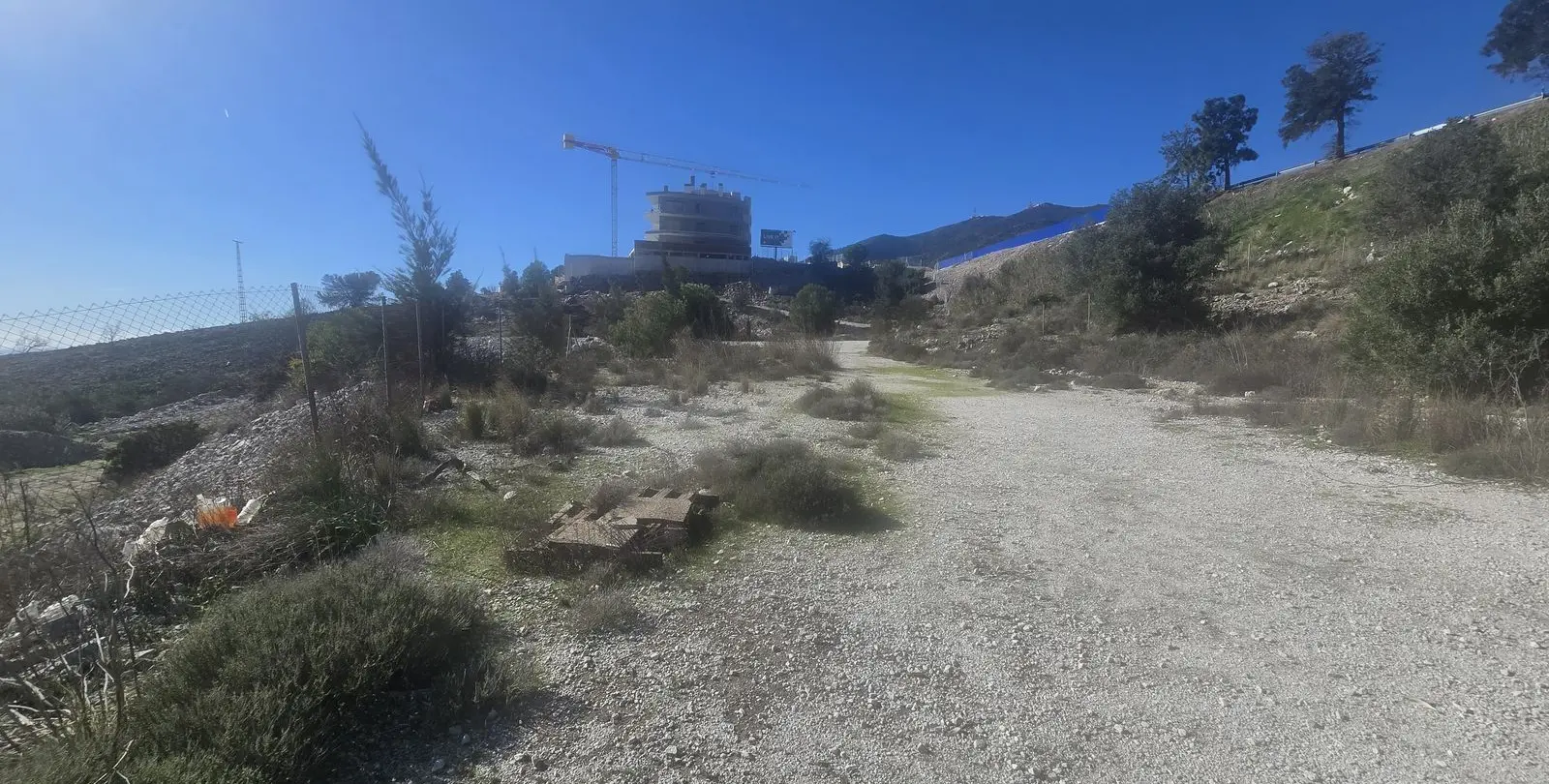 Продажа  жилого участка в Arroyo de la Miel 10