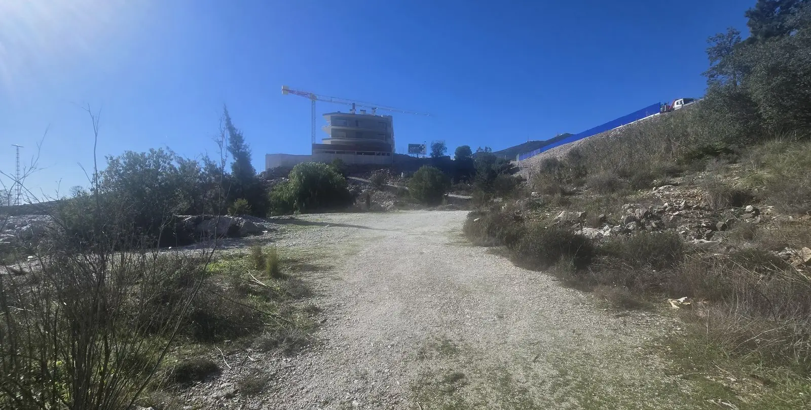 Продажа  жилого участка в Arroyo de la Miel 11