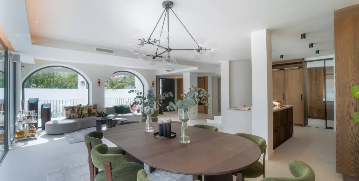 Продажа  отдельно стоящей виллы в Nueva Andalucía 8