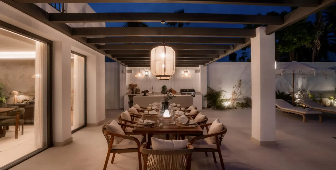 Продажа  отдельно стоящей виллы в Nueva Andalucía 25