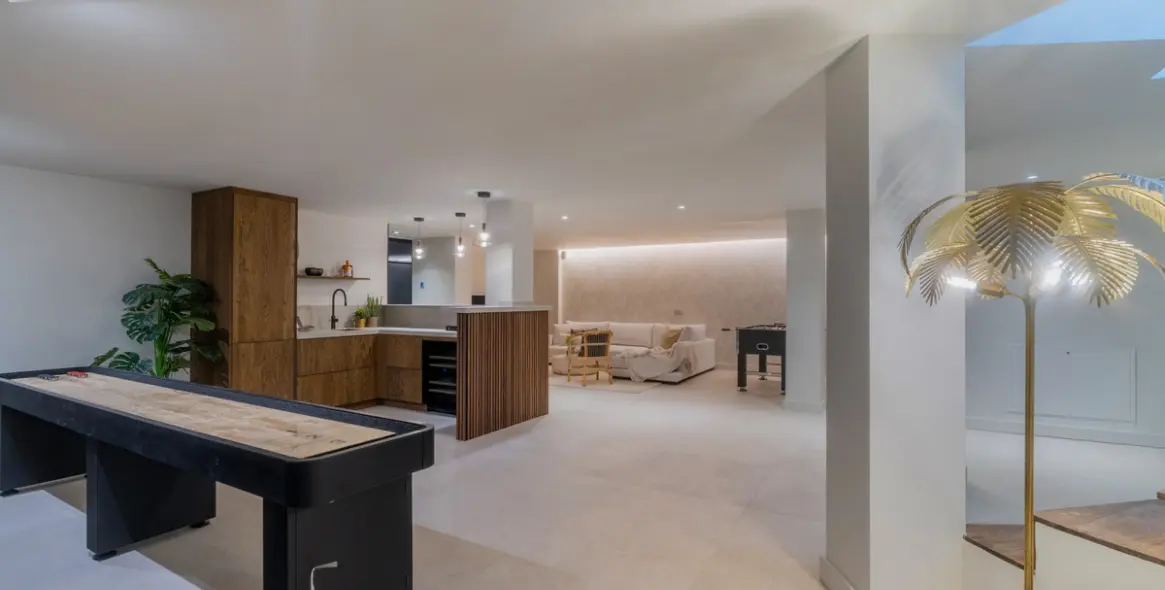 Продажа  отдельно стоящей виллы в Nueva Andalucía 28