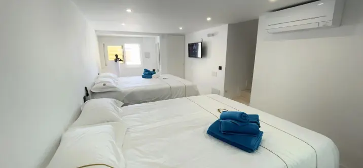 Краткосрочная аренда дома на две семьи в Estepona 3