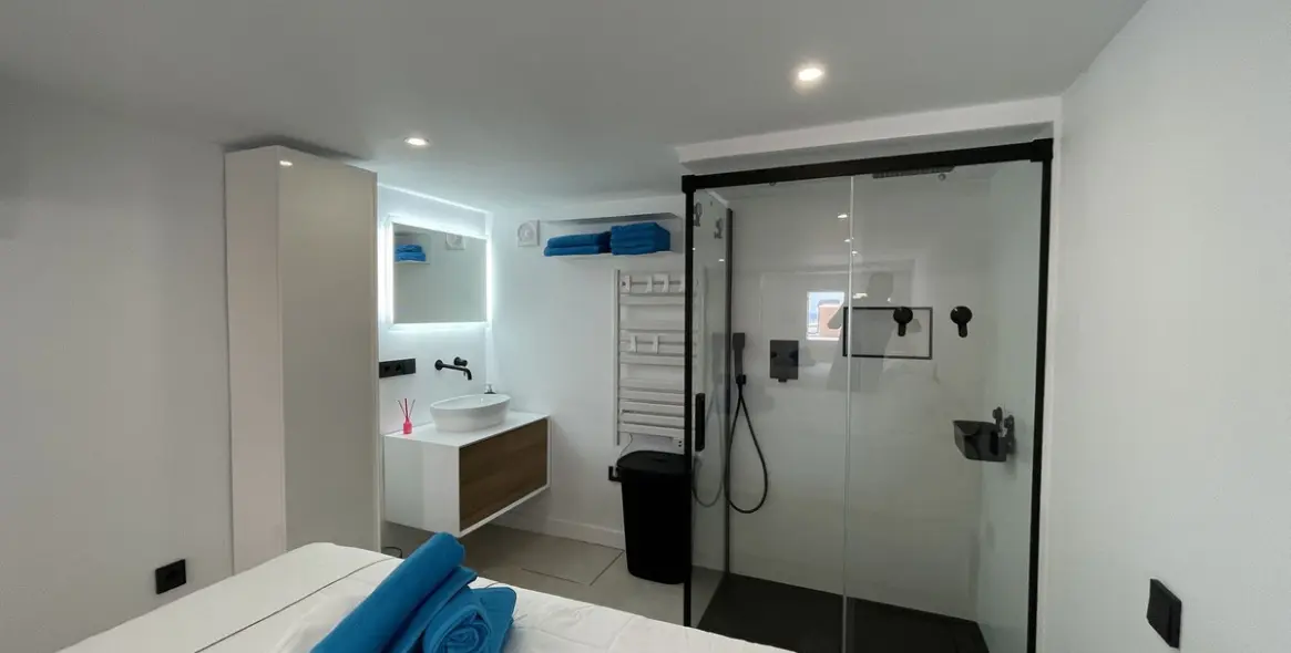 Краткосрочная аренда дома на две семьи в Estepona 5