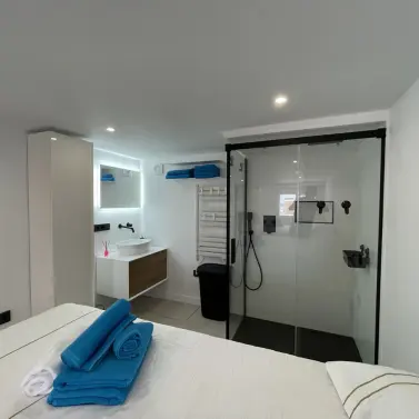 Краткосрочная аренда дома на две семьи в Estepona