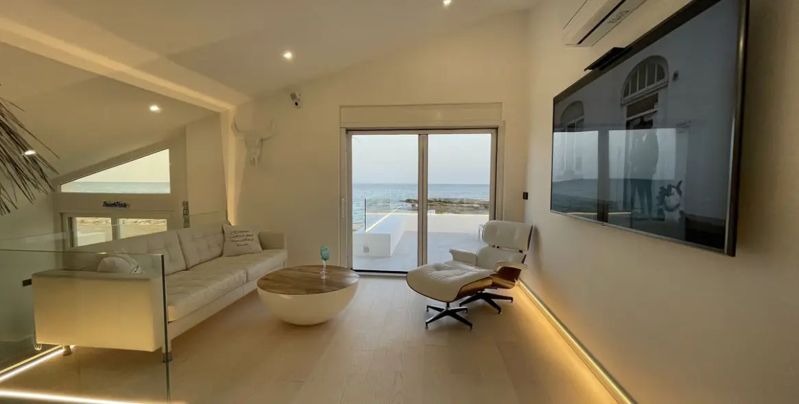 Краткосрочная аренда дома на две семьи в Estepona 41