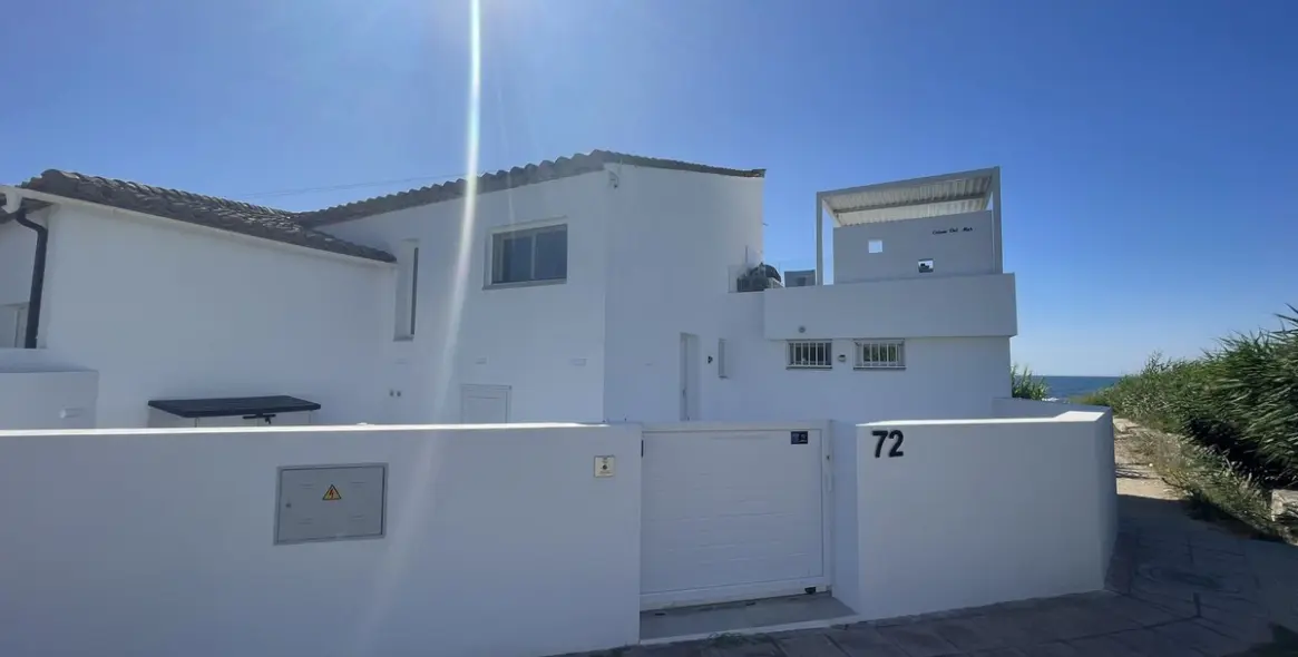 Краткосрочная аренда дома на две семьи в Estepona 45