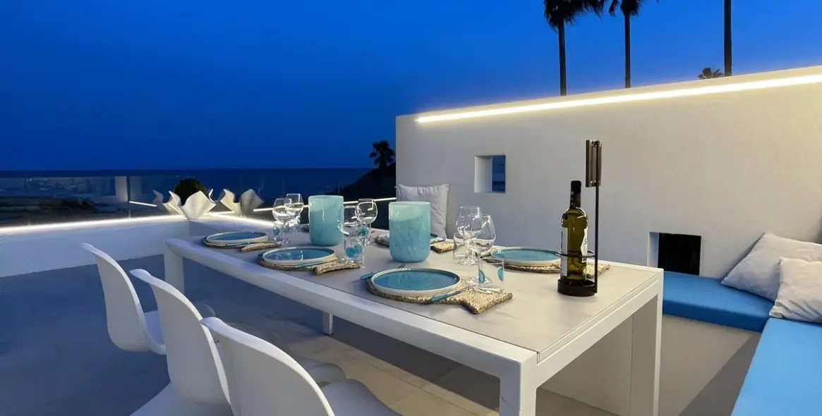 Краткосрочная аренда дома на две семьи в Estepona 53