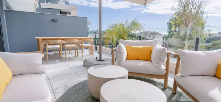 Sale of middle floor apartment in Selwo 1