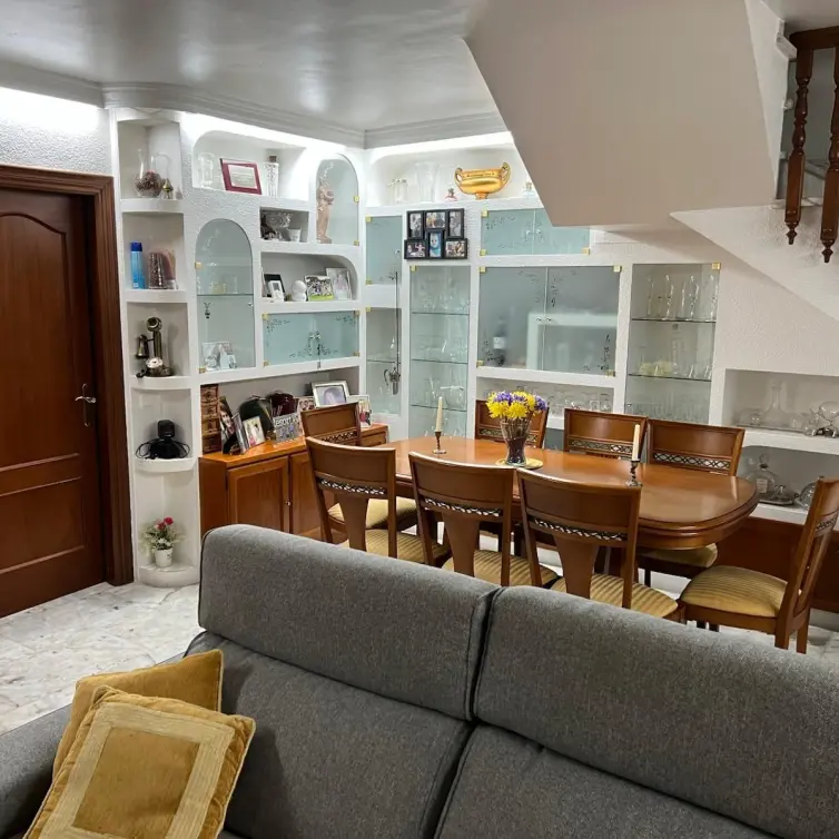 Venta de villa independiente en Nueva Andalucía