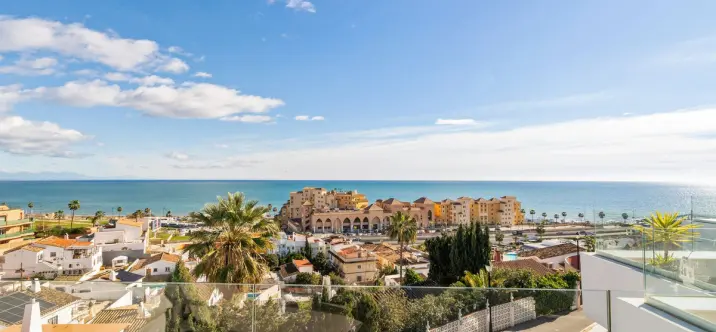 Продажа таунхауса в Fuengirola 1