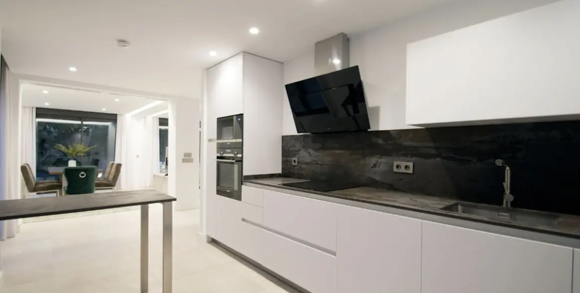 Долгосрочная аренда  отдельно стоящей виллы в Nueva Andalucía 8