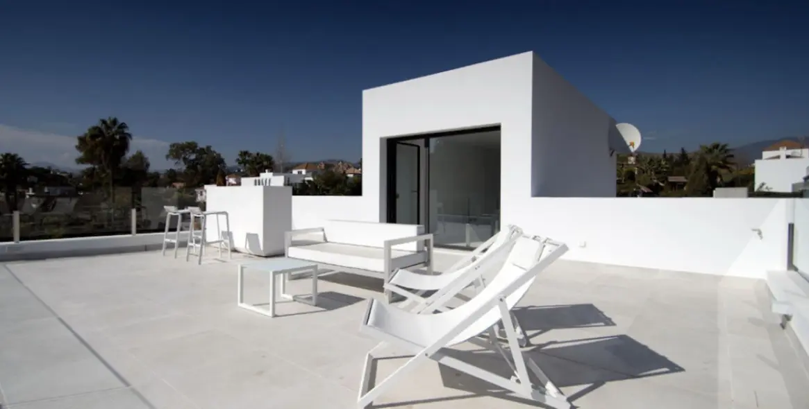 Долгосрочная аренда  отдельно стоящей виллы в Nueva Andalucía 33