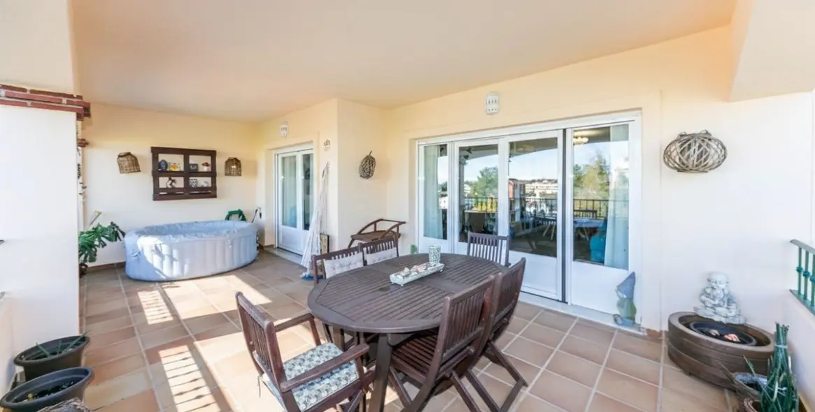 Sale of ground floor apartment in La Cala Hills 3