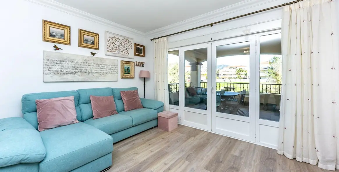 Sale of ground floor apartment in La Cala Hills 10