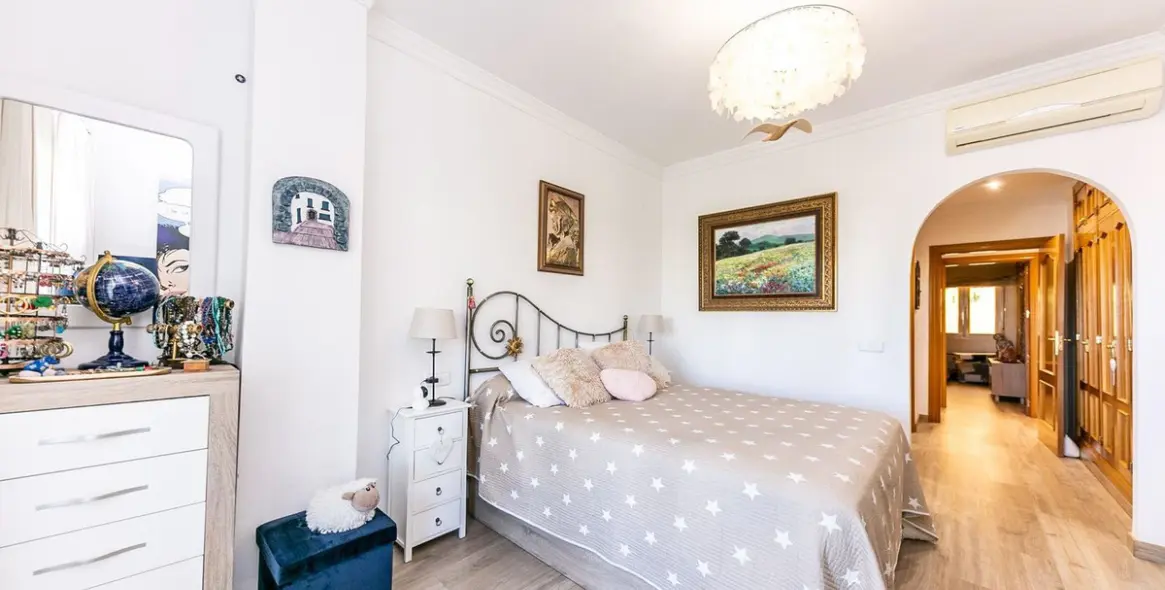 Sale of ground floor apartment in La Cala Hills 16