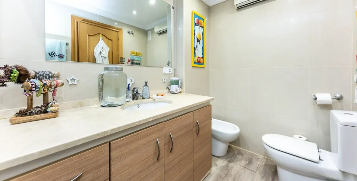 Sale of ground floor apartment in La Cala Hills 18