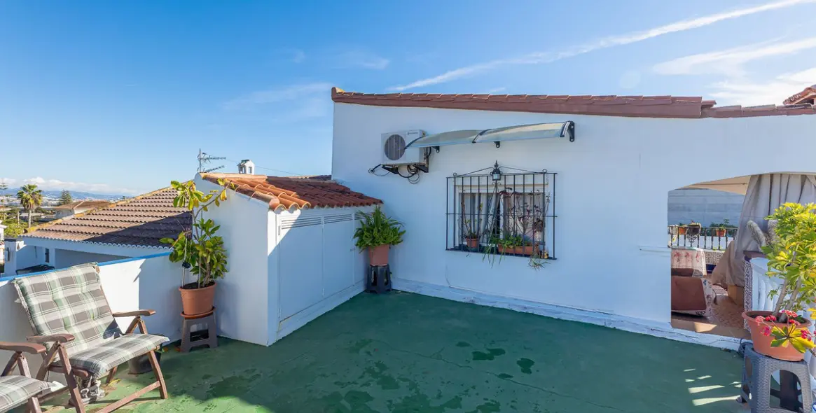 Продажа  отдельно стоящей виллы в Alhaurín de la Torre 18