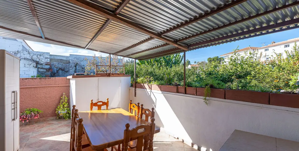 Продажа  отдельно стоящей виллы в Alhaurín de la Torre 22