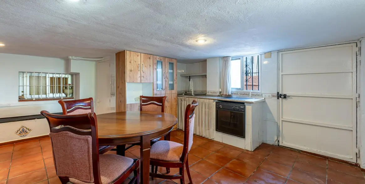 Продажа  отдельно стоящей виллы в Alhaurín de la Torre 23