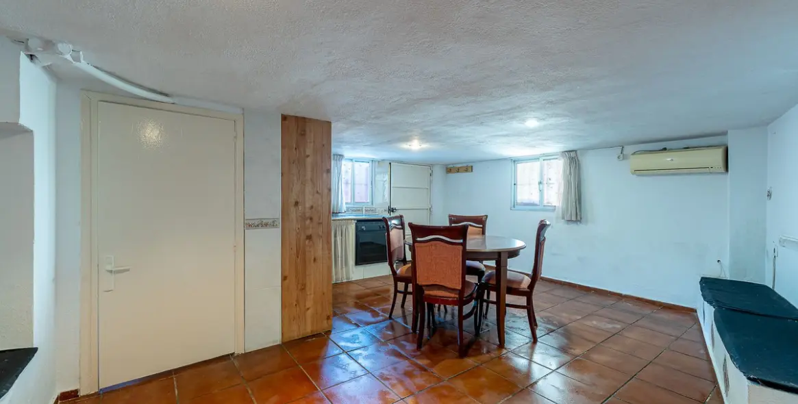 Продажа  отдельно стоящей виллы в Alhaurín de la Torre 24