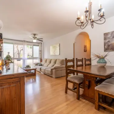 Sale of ground floor apartment in Las Lagunas