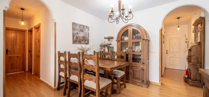 Sale of ground floor apartment in Las Lagunas 4