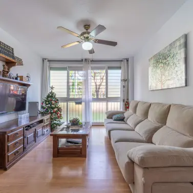 Sale of ground floor apartment in Las Lagunas