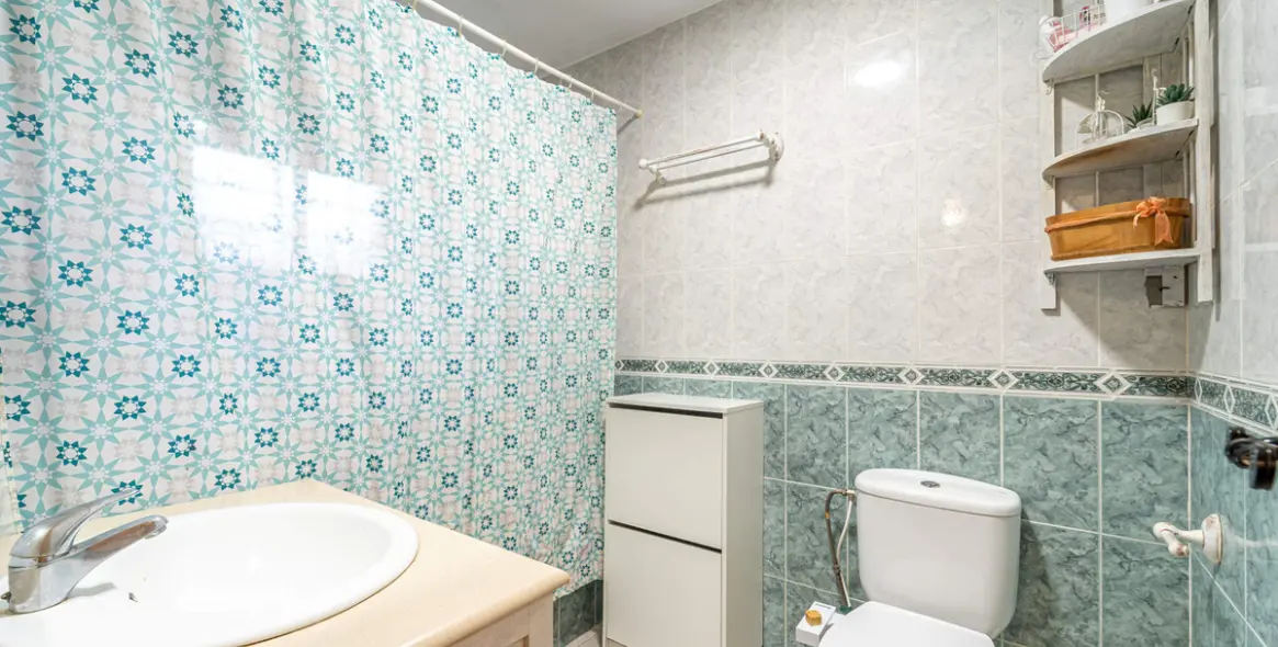 Sale of ground floor apartment in Las Lagunas 22