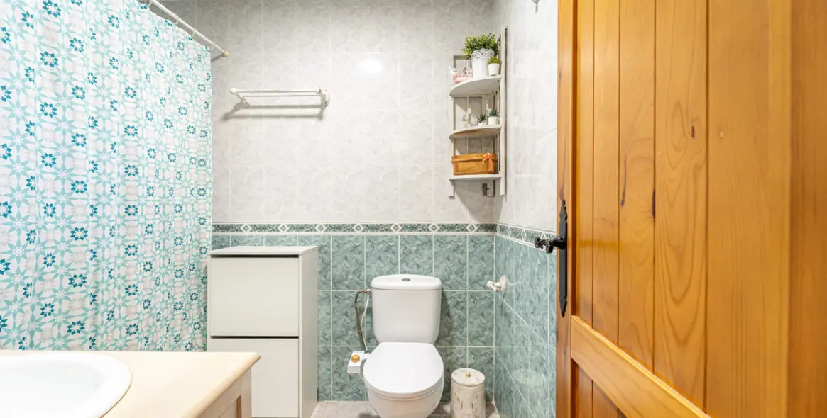 Sale of ground floor apartment in Las Lagunas 23