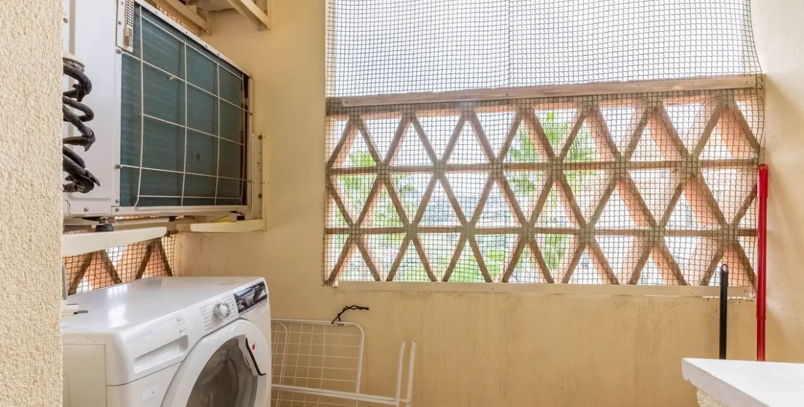 Sale of middle floor apartment in La Cala Hills 5