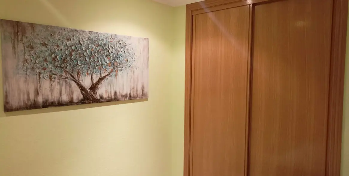 Sale of middle floor apartment in Fuengirola 10