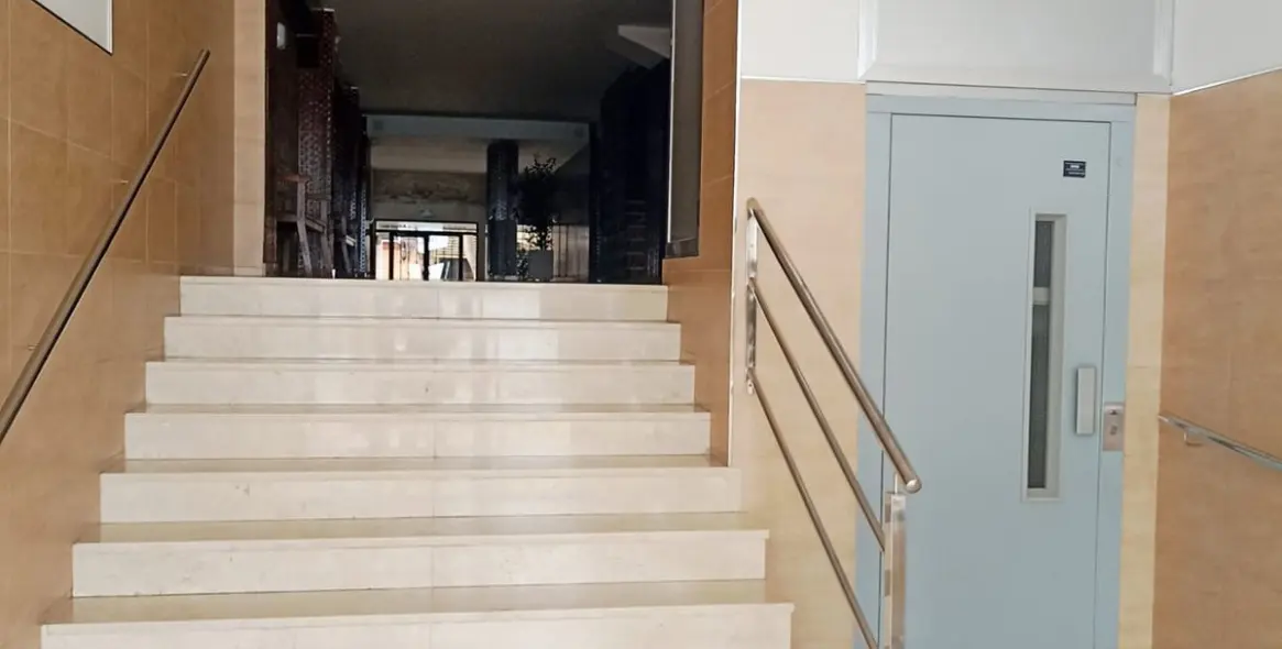 Sale of middle floor apartment in Fuengirola 24