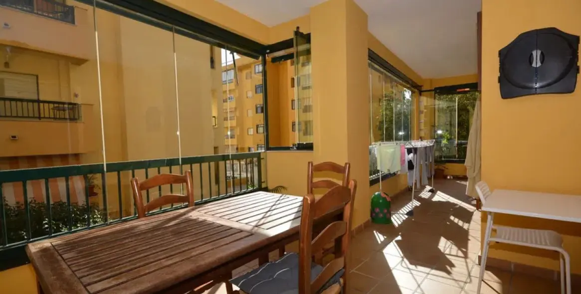 Sale of middle floor apartment in San Pedro de Alcántara 4