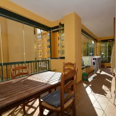 Sale of middle floor apartment in San Pedro de Alcántara