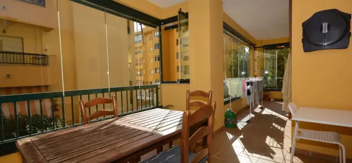 Sale of middle floor apartment in San Pedro de Alcántara 3