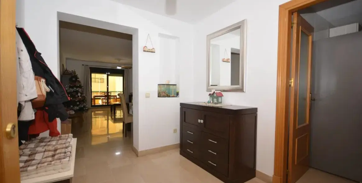 Sale of middle floor apartment in San Pedro de Alcántara 5