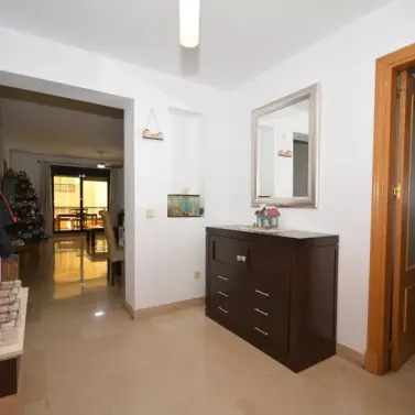 Sale of middle floor apartment in San Pedro de Alcántara
