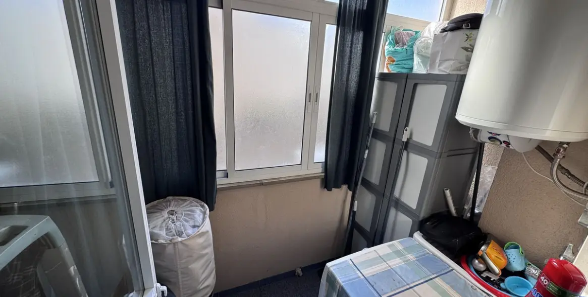 Sale of middle floor apartment in Estepona 6