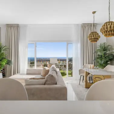 Sale of penthouse duplex in El Paraiso