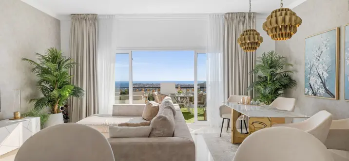 Sale of penthouse duplex in El Paraiso 2