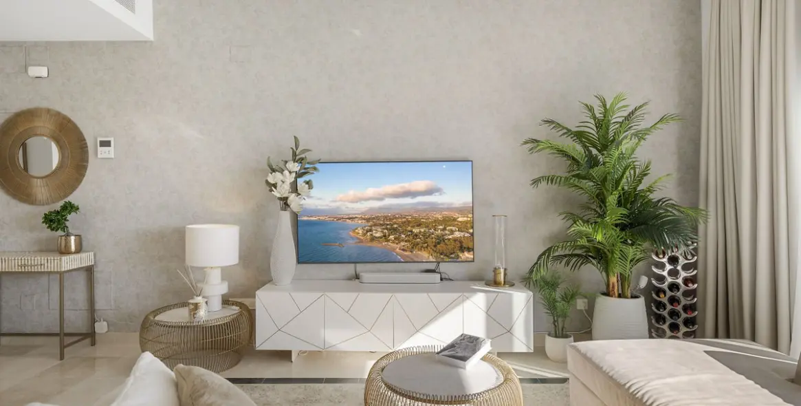 Sale of penthouse duplex in El Paraiso 12