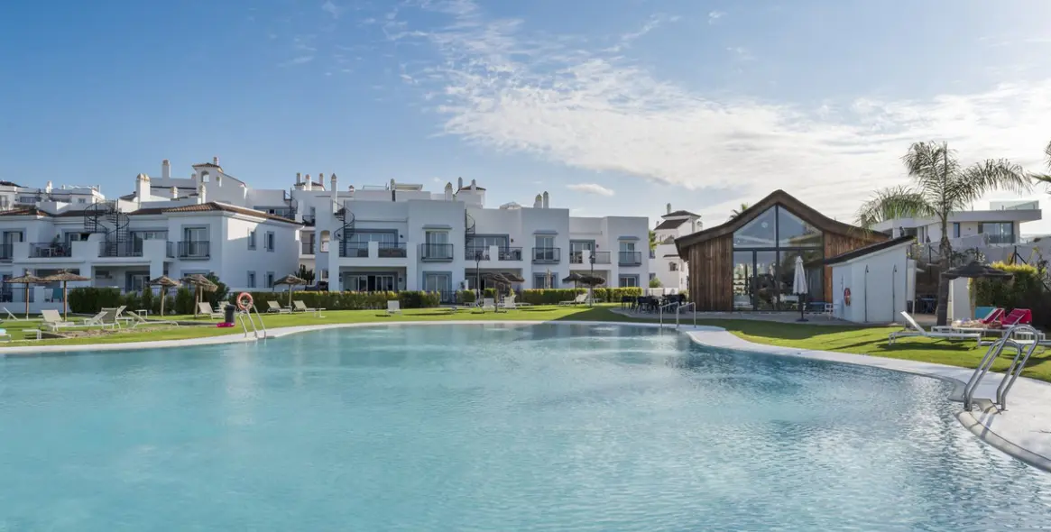 Sale of penthouse duplex in El Paraiso 49