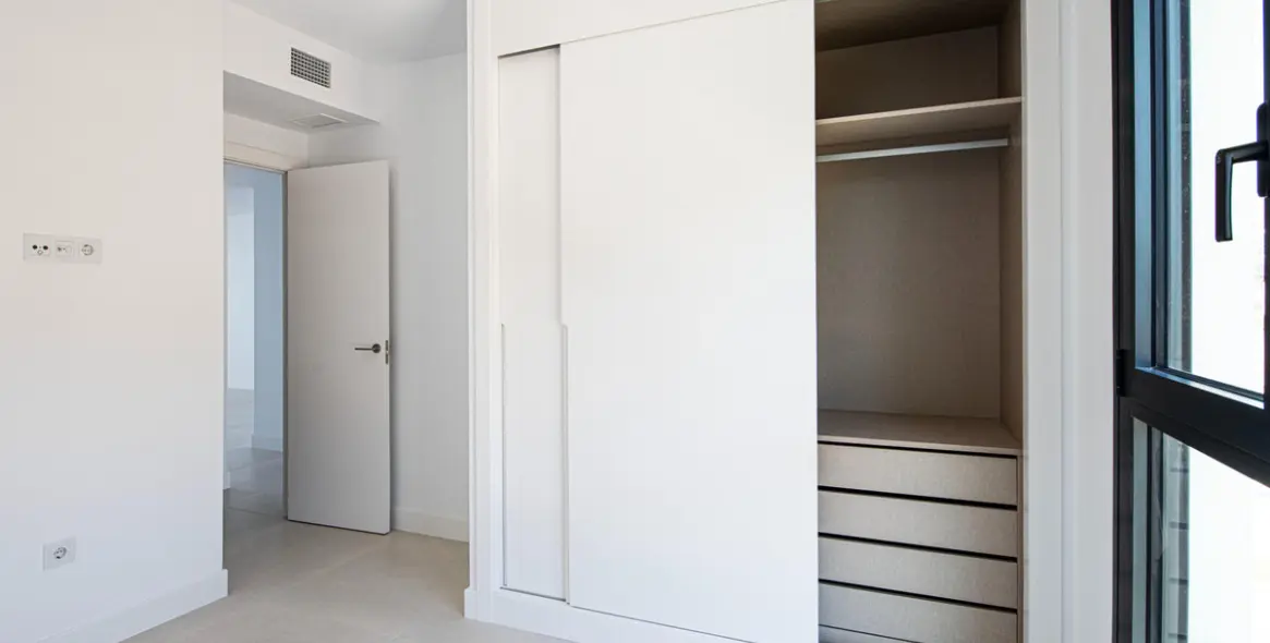 Venta de apartamento en planta media en Fuengirola 12