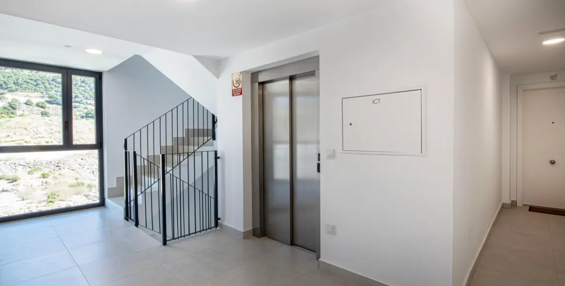 Venta de apartamento en planta media en Fuengirola 37